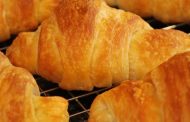 CROISSANTS (2)