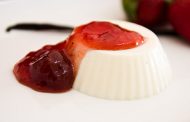 Panna Cotta com Doce de Morango