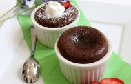 Soufflé Frio de Chocolate e Amêndoa